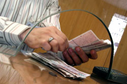 بانکها به رفع سوءاثر چکهای برگشتی فاقد شکایت مکلف شدند