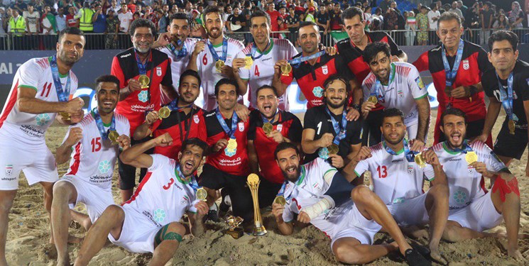 قهرمانان بی ادعا با دستان خالی