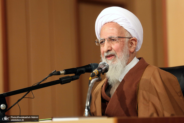 امنیت داریم اما اختلاس های نجومی، کشور را فلج کرده است/ کشوری که اقتصادش آسیب ببیند در معرض خطراتی چون غارت و ناامنی است