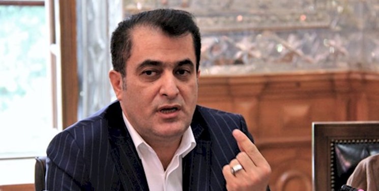 در زمین بی طرف بازی نمیکنیم/ اگر میزبانی را از ما بگیرند انصراف می دهیم