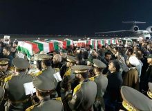 پیکر مطهر سردار سلیمانی و یاران شهیدش وارد میهن شد