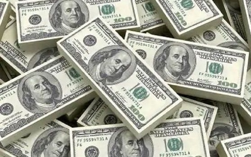 دلار کماکان روی ریل صعودی