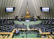 مجلس عدم پرداخت وام بدون ضامن به متقاضیان را پیگیری می‌کند