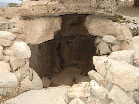 قبرستان (زاغه) آهنگران در کجا قرار دارد؟ + عکس